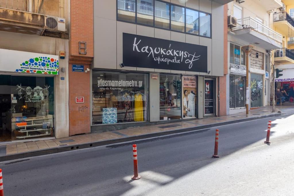 Downtown Spacious Loft Apartment Just 3 Minutes From City Centre Candia Esterno foto