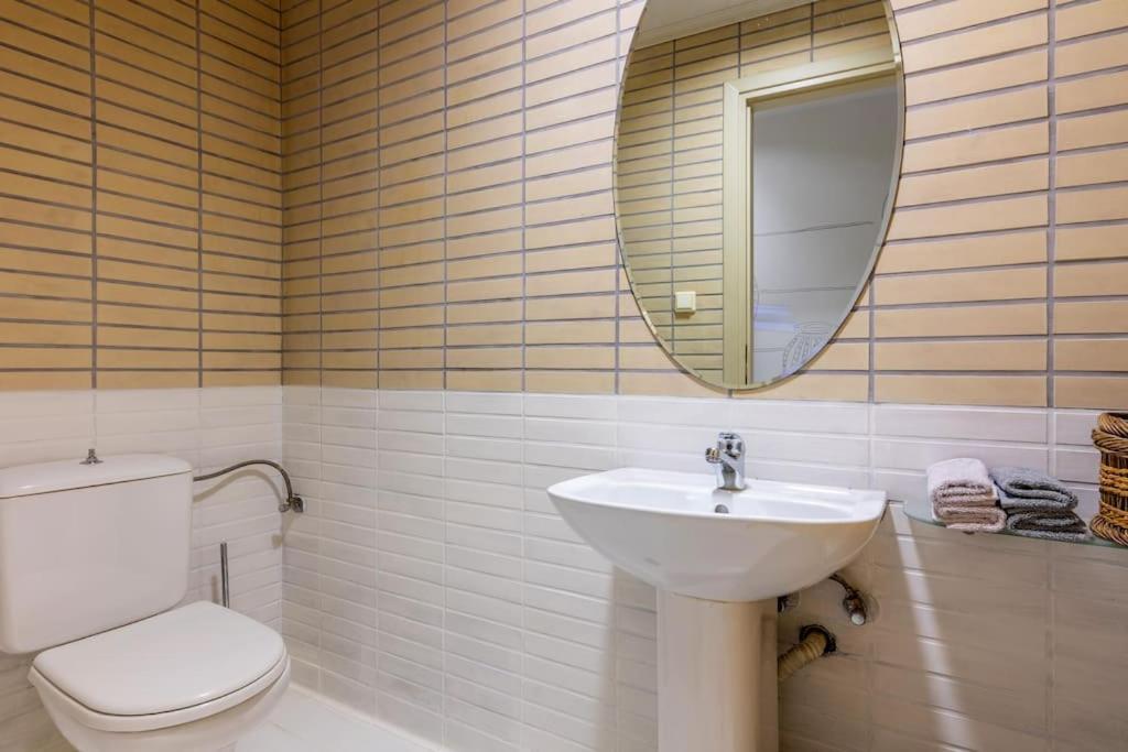 Downtown Spacious Loft Apartment Just 3 Minutes From City Centre Candia Esterno foto