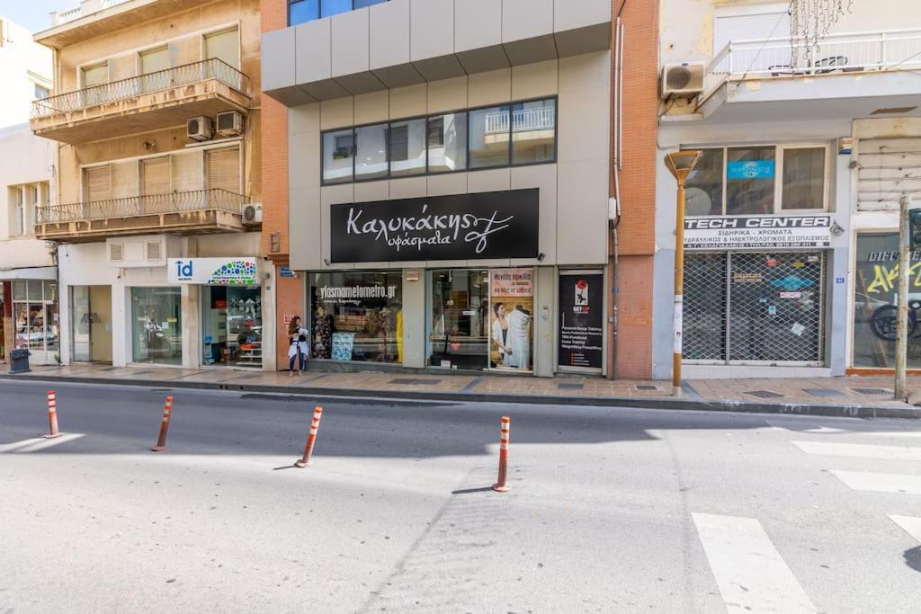 Downtown Spacious Loft Apartment Just 3 Minutes From City Centre Candia Esterno foto