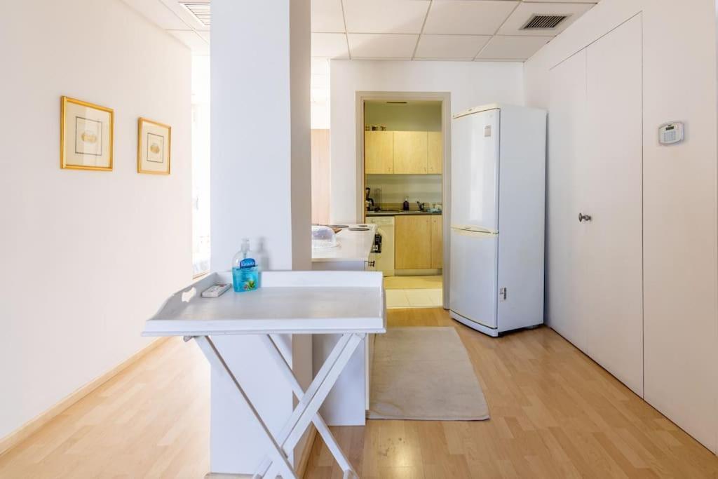 Downtown Spacious Loft Apartment Just 3 Minutes From City Centre Candia Esterno foto